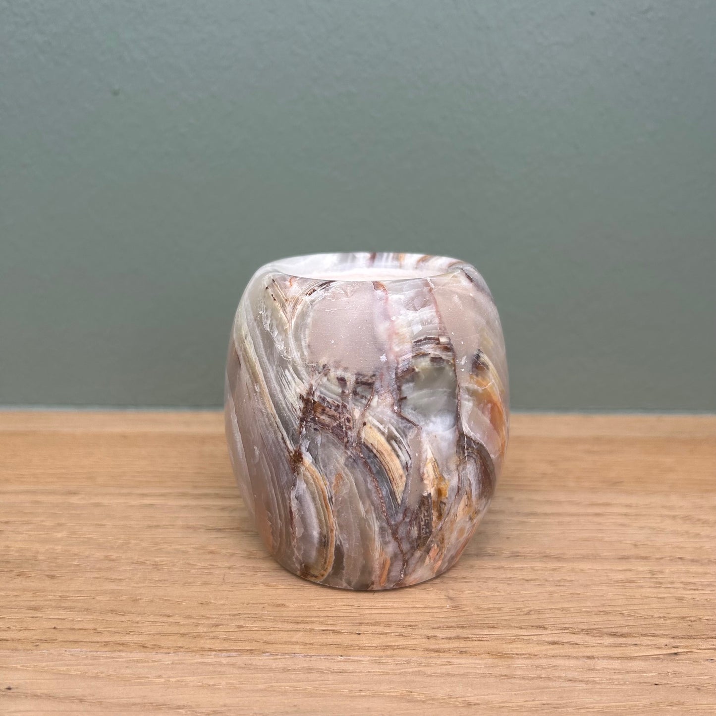 Onyx Waxine 01
