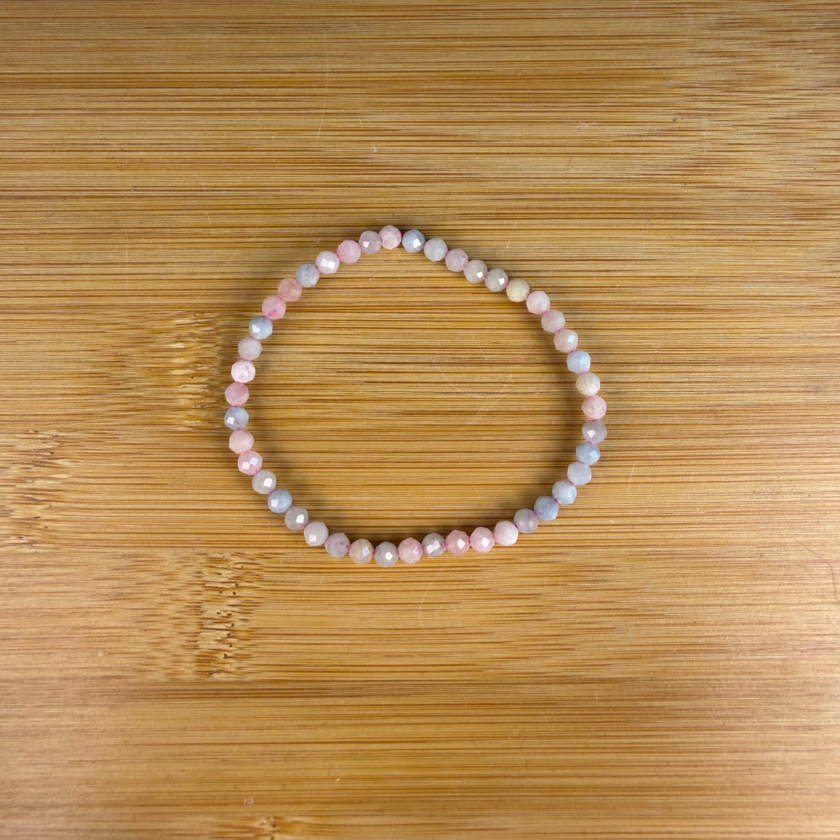 Morganiet Facet Armband