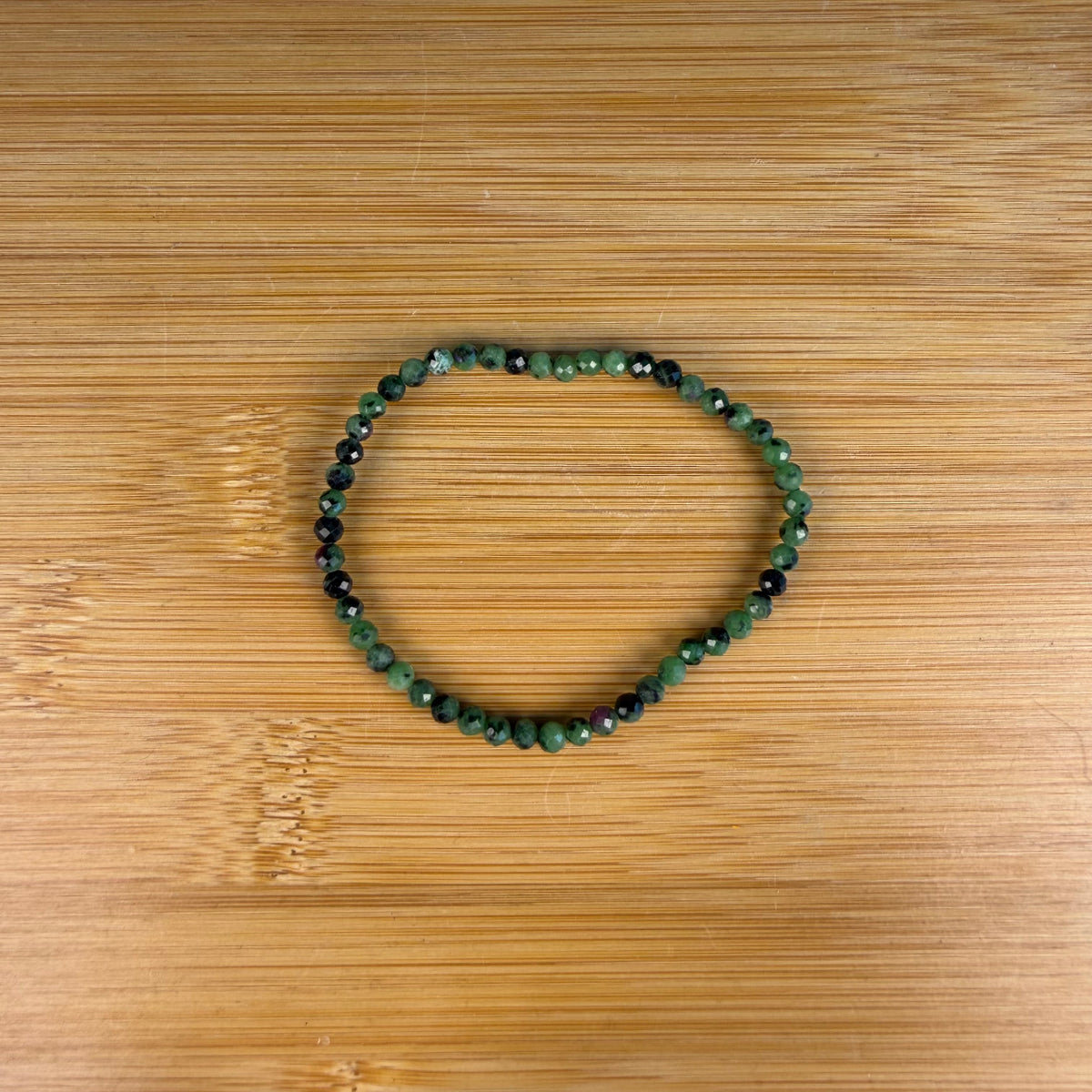 Robijn in Zoisiet Facet Armband