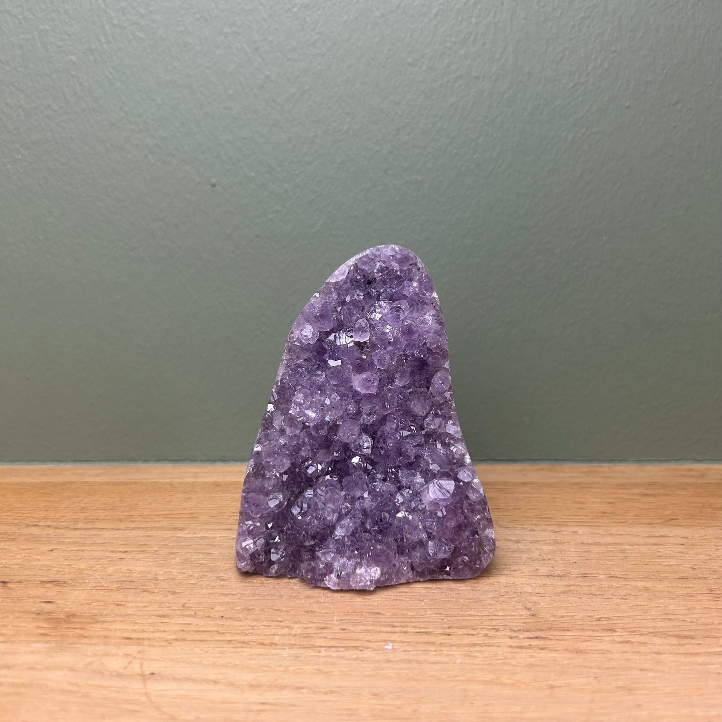 Amethist op Standvlak 02