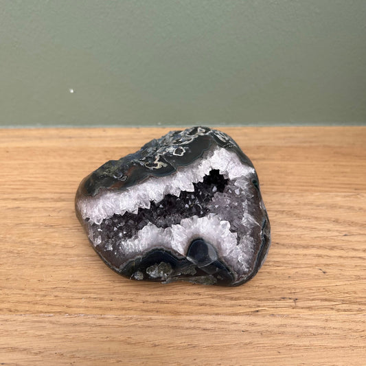 Amethist Geode 02